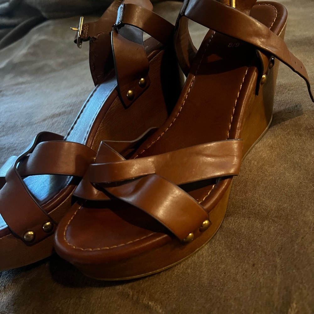 Very Cute Brown Leather Wedge Sandals